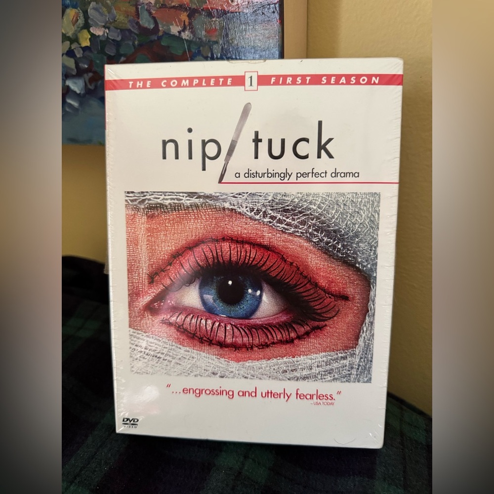 BRAND NEW Nip/Tuck The Complete First Season DVD Season 1 SEALED